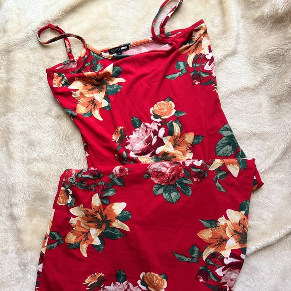Fashion Nova Dresses & Skirts - Fashion Nova Maxi Floral Bodycon Sundress - Size M
